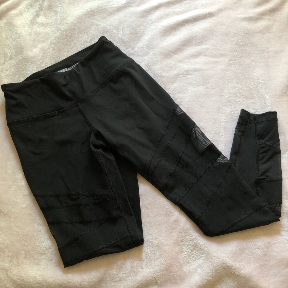 Victoria’s Secret Knockout Leggings